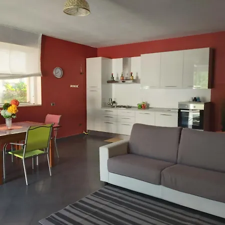 Casa Vacanza Torre Incina Ferienhaus